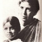 Amy Carmichael with orphan pix